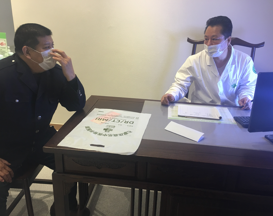 石家庄直乐中医骨伤医院开展骨病救治惠民义诊活动(图2)